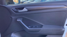 Volkswagen T-Roc 1.6 TDI Design 5dr Diesel Hatchback